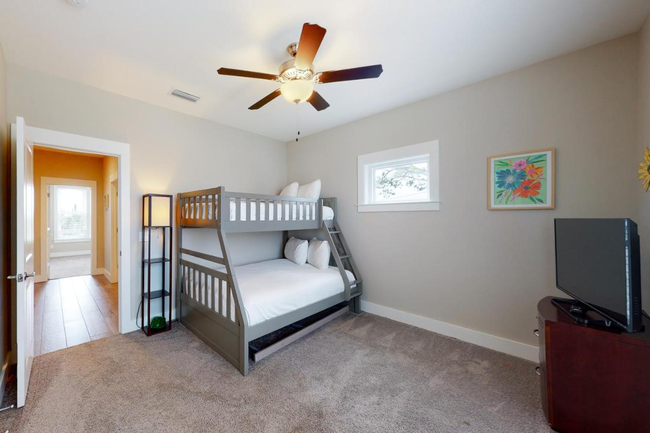 Coastal Castaway Villa Panama City Beach Exterior photo