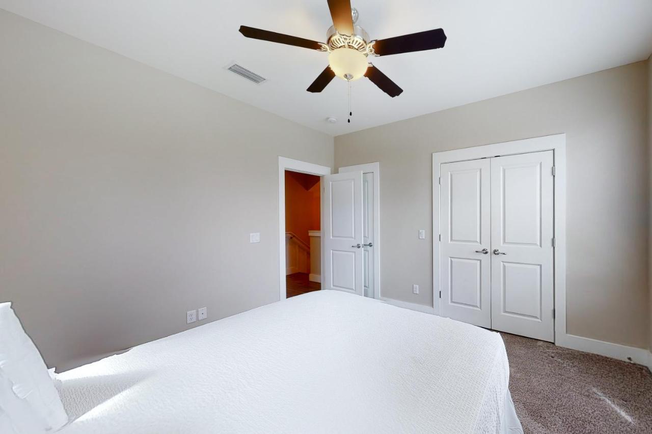 Coastal Castaway Villa Panama City Beach Exterior photo
