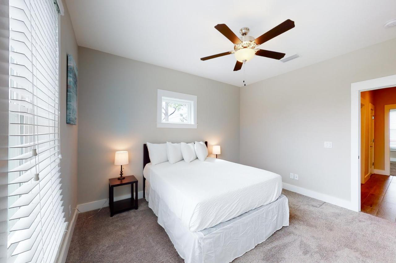 Coastal Castaway Villa Panama City Beach Exterior photo